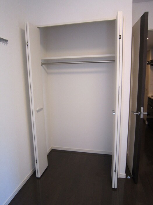 物件内観写真10　(収納)