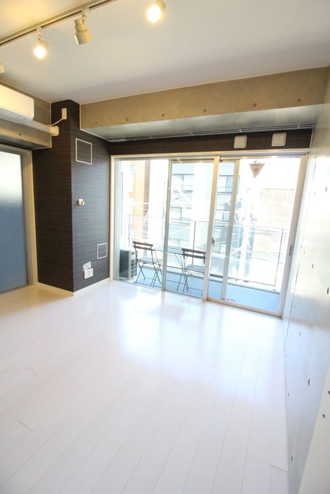 Premium Residence Kawasakiの居室