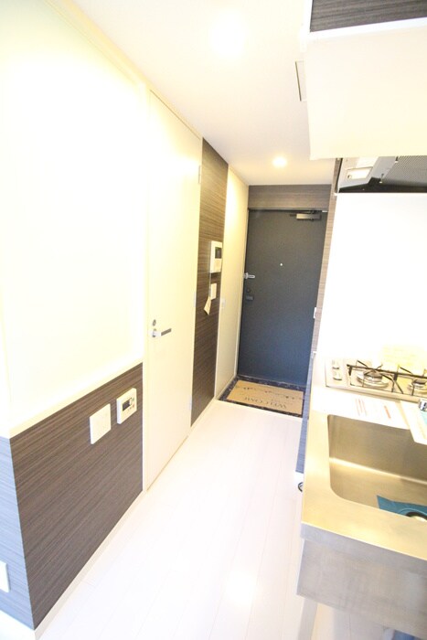 物件内観写真19　(廊下)