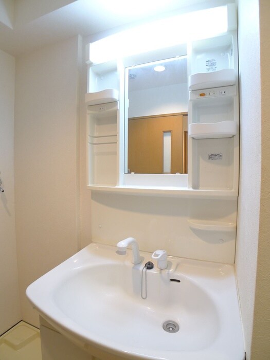 物件内観写真16　(洗面)