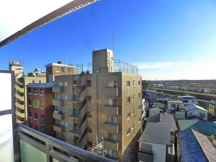 物件内観写真22　(室内からの展望)