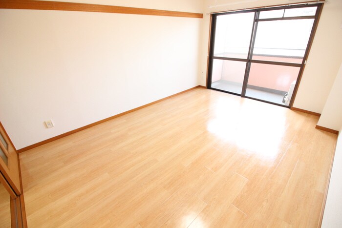 物件内観写真9　(居室)