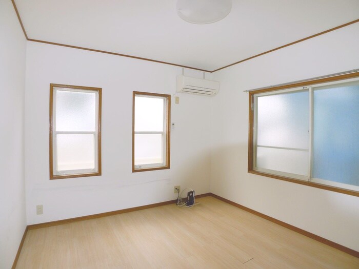 物件内観写真6　(居室)