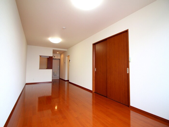 物件内観写真5　(居室)