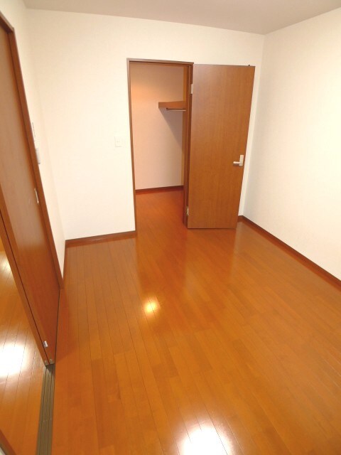 物件内観写真14　(居室)