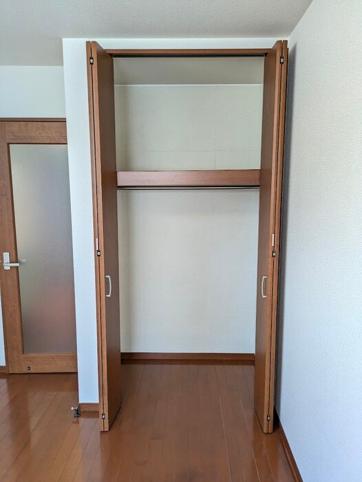 物件内観写真15　(収納)