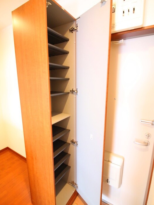 物件内観写真16　(靴箱)