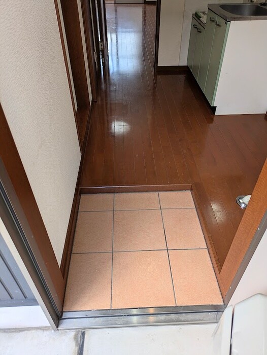 物件内観写真17　(玄関)