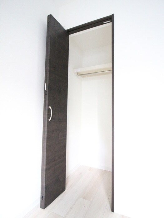 物件内観写真15　(収納)