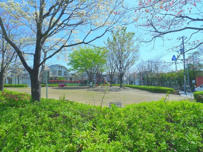 物件外観写真3　(周辺環境)