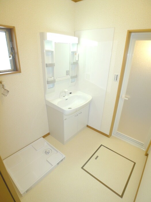 物件内観写真12　(洗面)