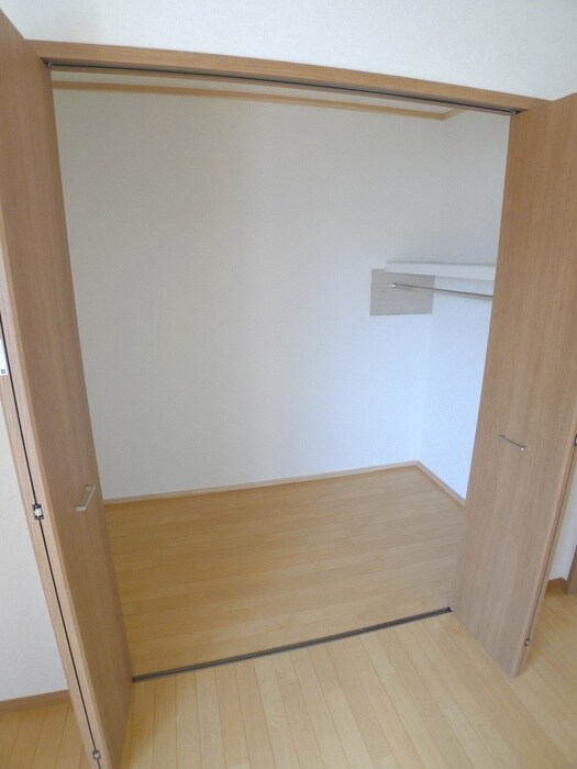 物件内観写真13　(収納)