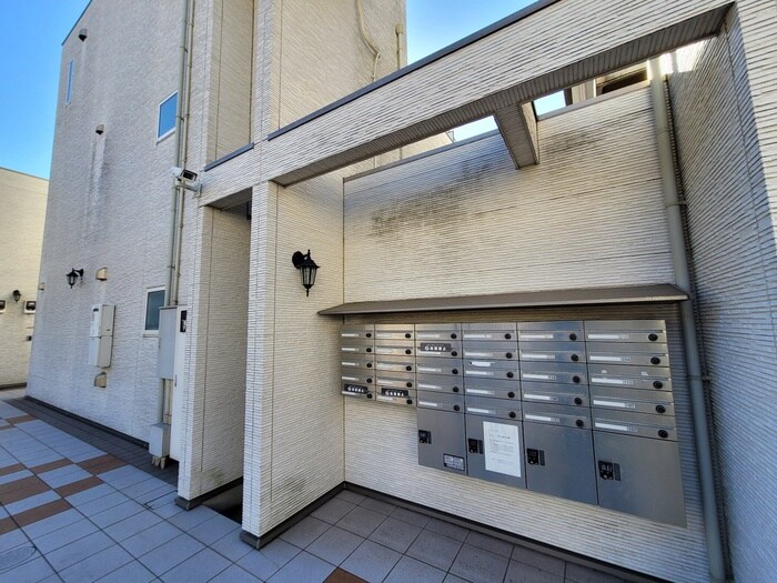 物件外観写真4　(建物設備)