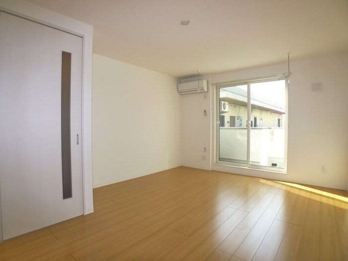 物件内観写真11　(居室)