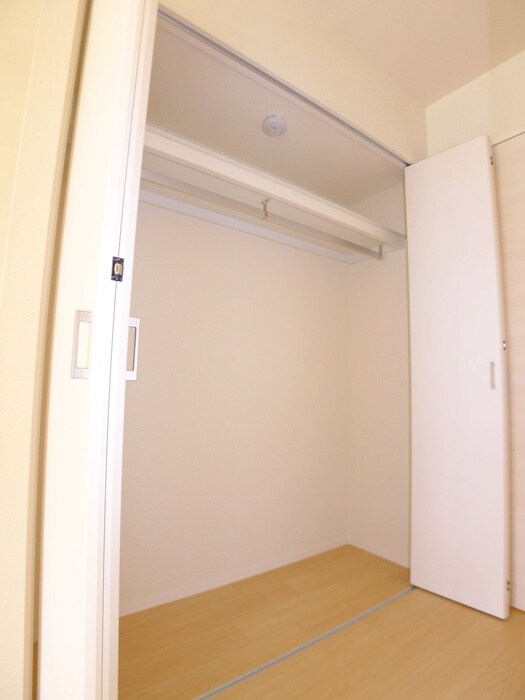 物件内観写真11　(収納)