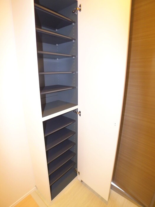 物件内観写真22　(靴箱)