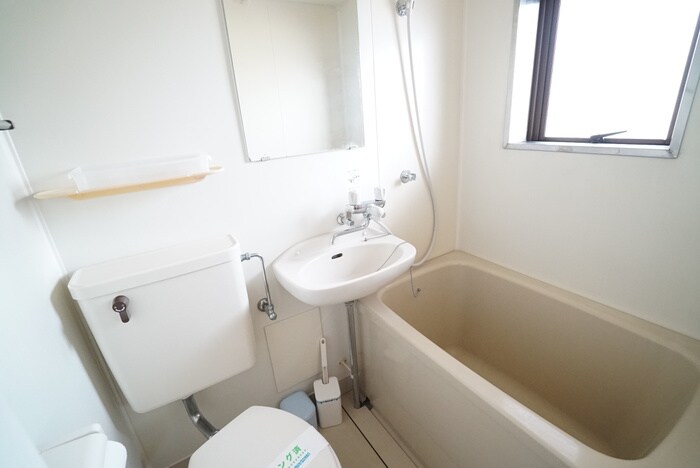 物件内観写真8　(バス／シャワールーム等)