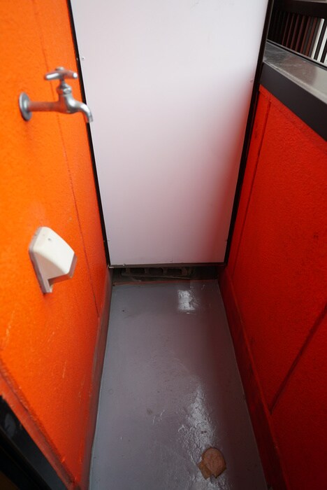 物件内観写真18　(洗濯機置場)