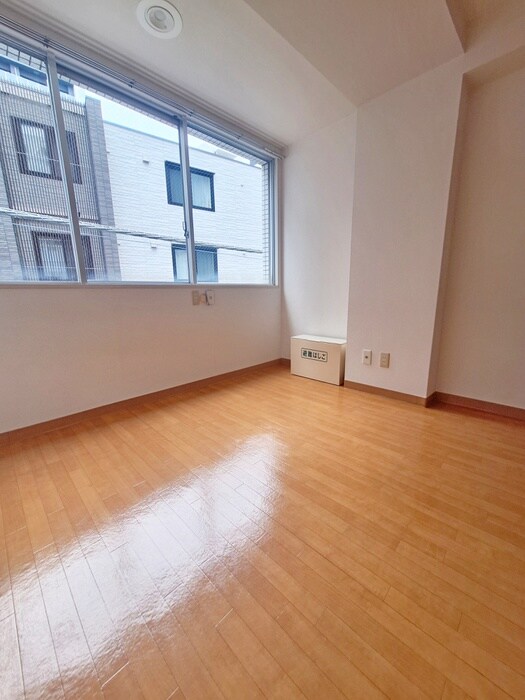 物件内観写真15　(居室)