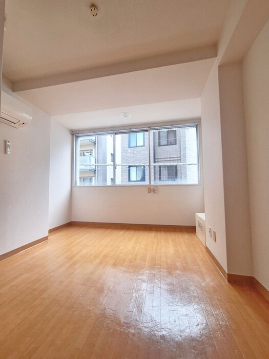 物件内観写真21　(廊下)