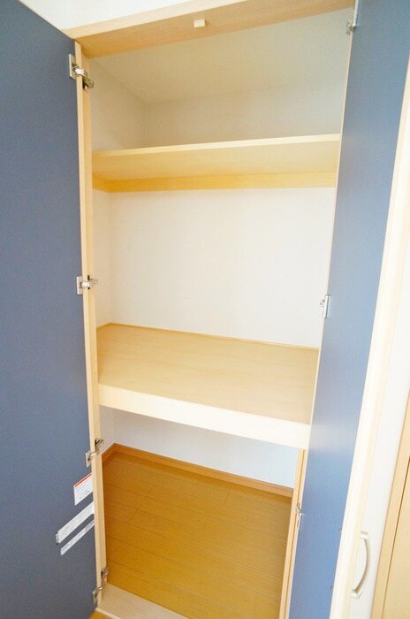 物件内観写真7　(収納)