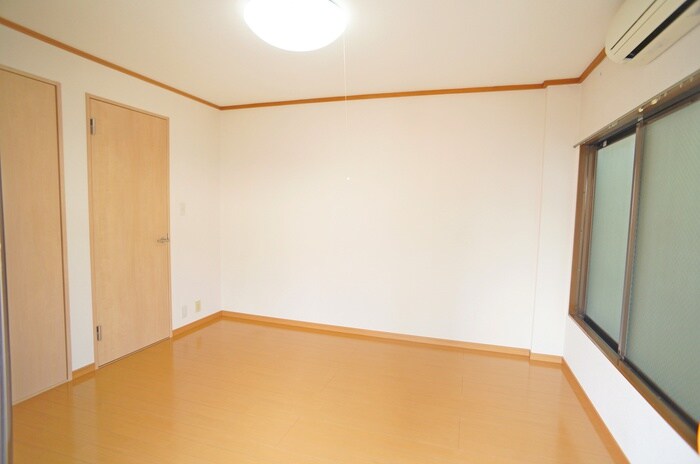 物件内観写真12　(居室)