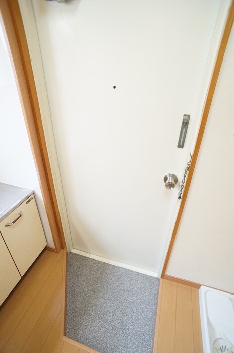 物件内観写真17　(玄関)