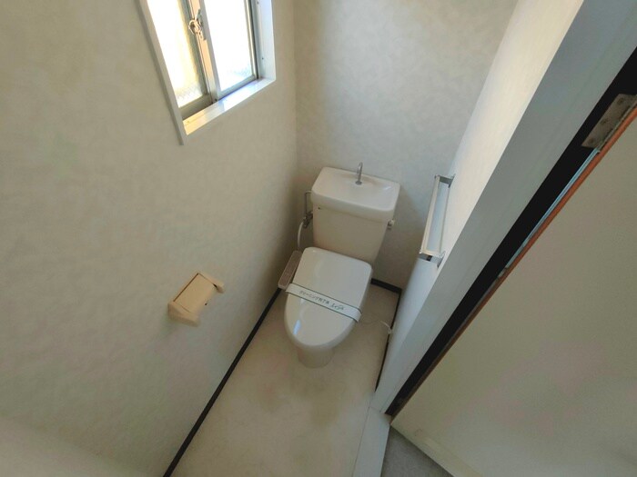 物件内観写真15　(トイレ)