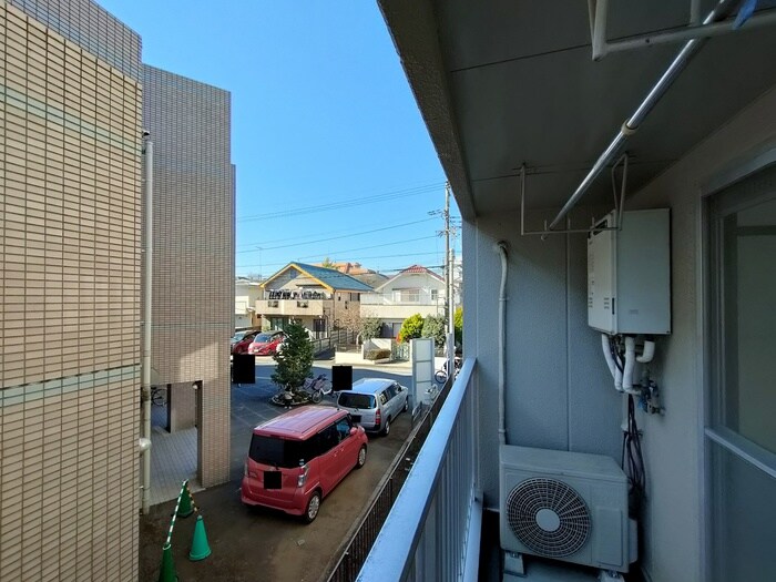 物件内観写真22　(室内からの展望)