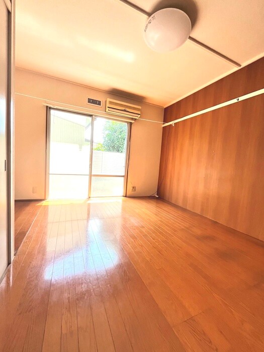 物件内観写真9　(居室)