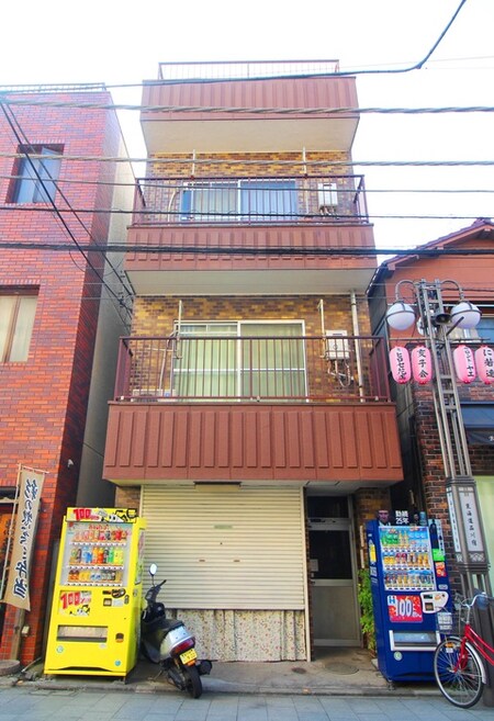 西田ビル外観写真