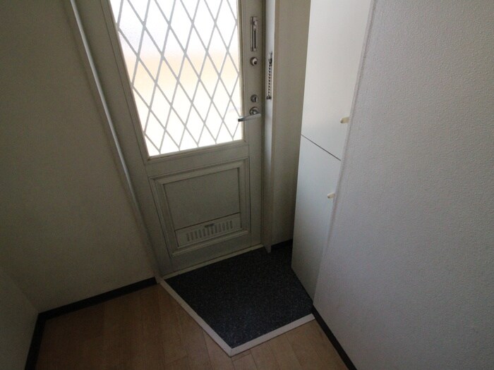 物件内観写真17　(玄関)