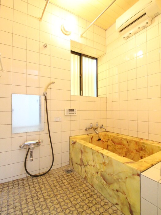 物件内観写真12　(バス／シャワールーム等)