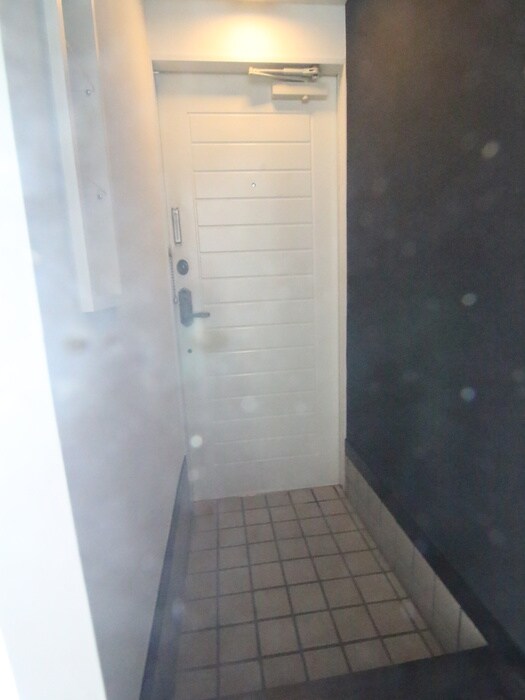 物件内観写真15　(玄関)