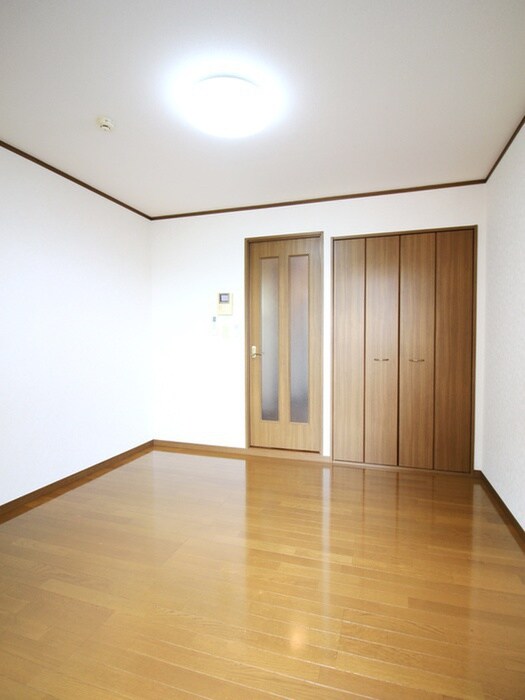 物件内観写真12　(居室)