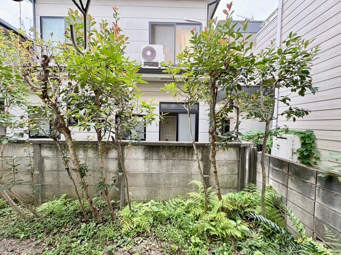 物件内観写真18　(室内からの展望)