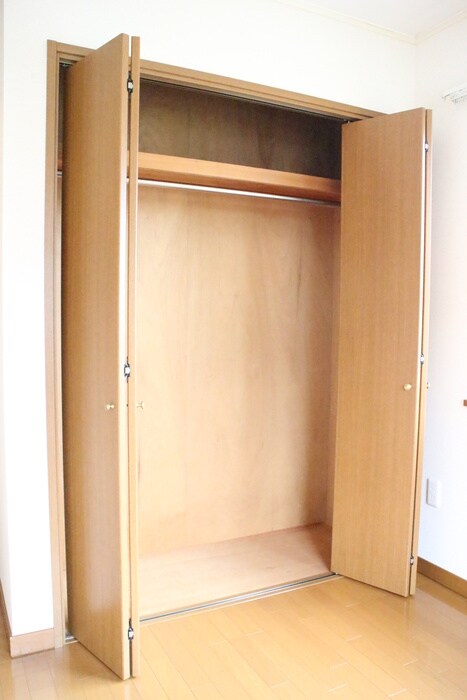 物件内観写真12　(収納)