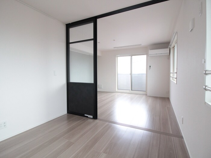 物件内観写真6　(居室)