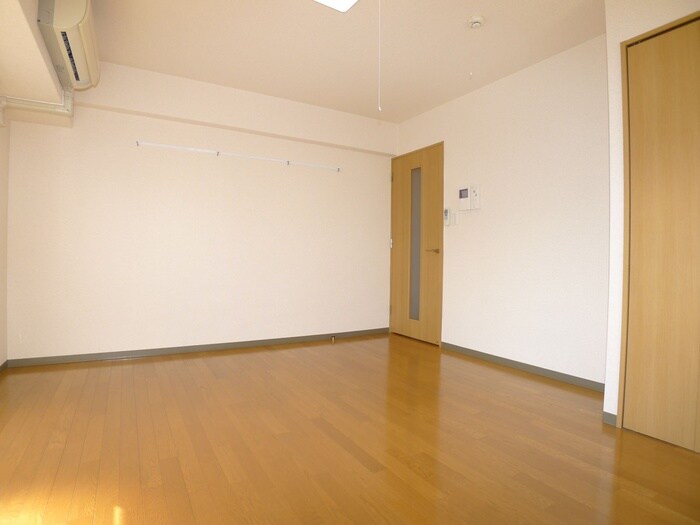 物件内観写真19　(居室)