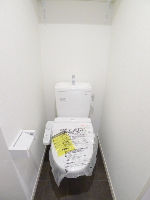 物件内観写真14　(トイレ)