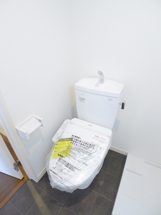 物件内観写真15　(トイレ)