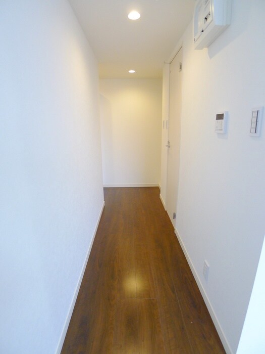 物件内観写真21　(廊下)