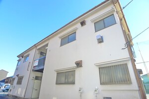 第５新上荘外観写真