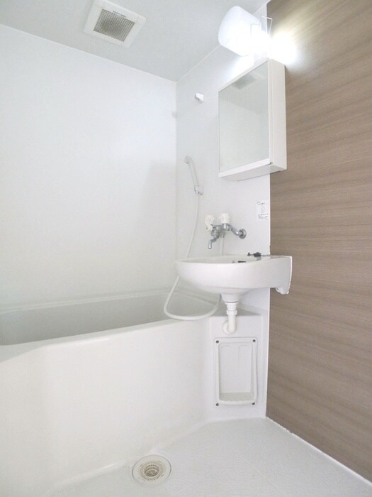 物件内観写真11　(バス／シャワールーム等)