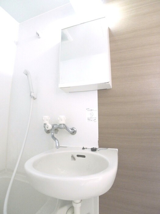 物件内観写真12　(洗面)