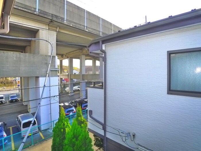 物件内観写真22　(室内からの展望)