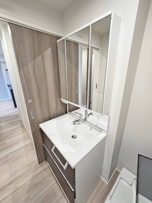 物件内観写真11　(洗面)