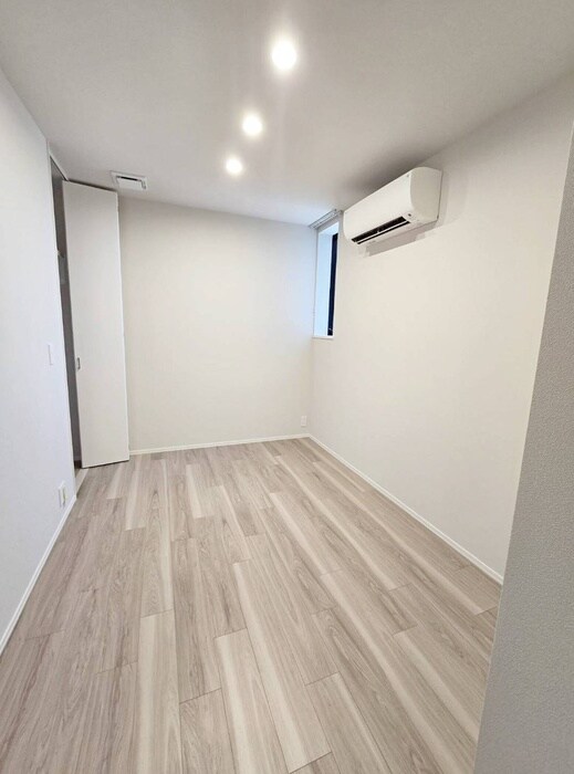 物件内観写真18　(居室)