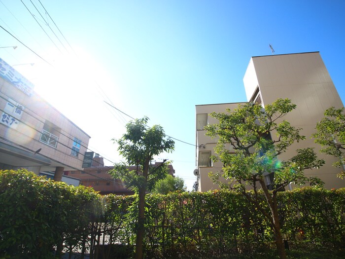 物件内観写真22　(室内からの展望)