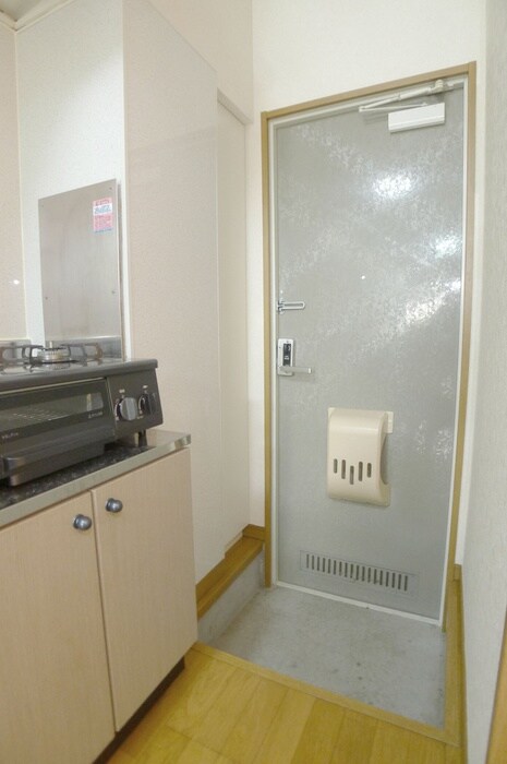 物件内観写真19　(玄関)